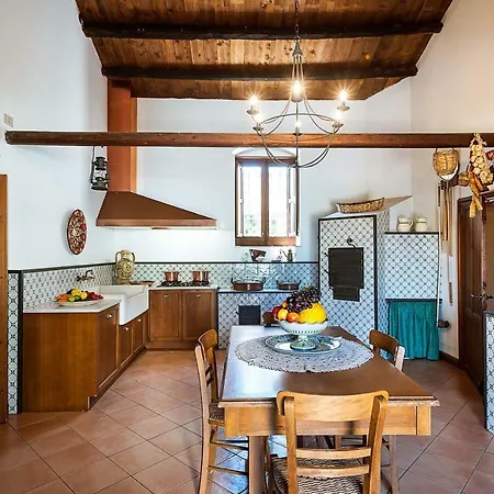 Torre Del Cozzoverro