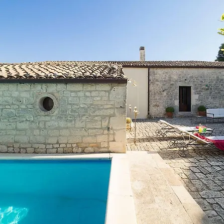 Torre Del Cozzoverro Villa *